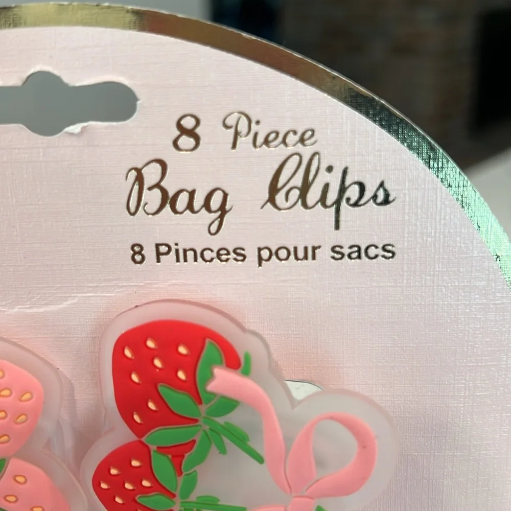 🎀🍓CWC Strawberry 🎀🍓Bag Clips Set